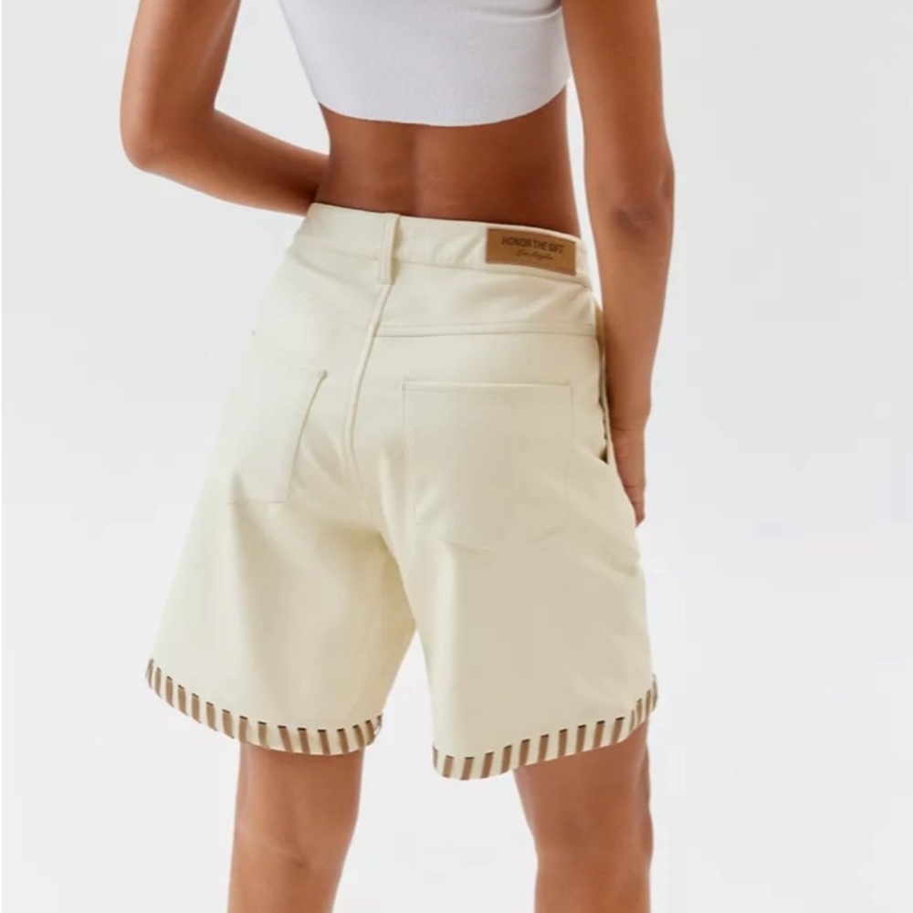 Honor The Gift Womens Faux Leather Shorts In Bone Size X Large Nwt — image 4 of 8